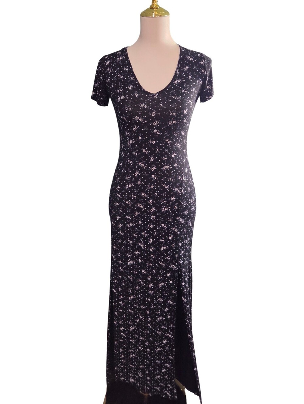 PrettyLittleThing Black Floral Maxi Dress | US Size 0
